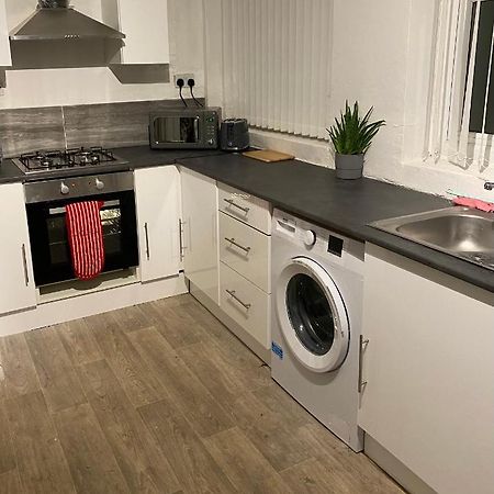 Cosy 3 Bedroom House, Free Parking & Wifi Nottingham Exterior foto
