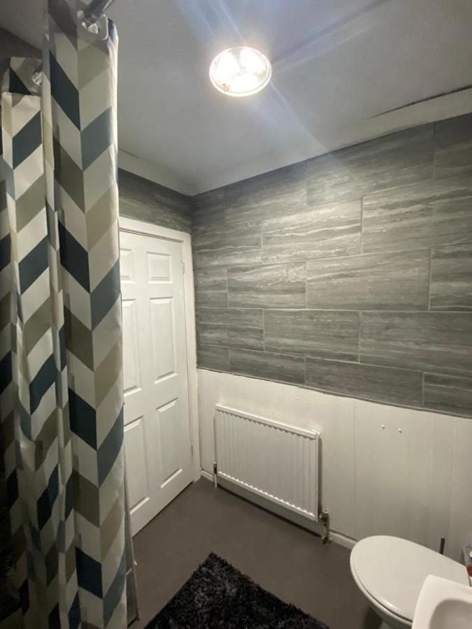 Cosy 3 Bedroom House, Free Parking & Wifi Nottingham Exterior foto